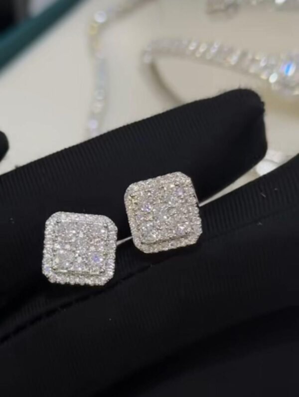 Moissanite Diamond Stud Earring